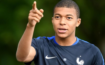 9博动态-切尔西旧将反戈一击进球不庆祝